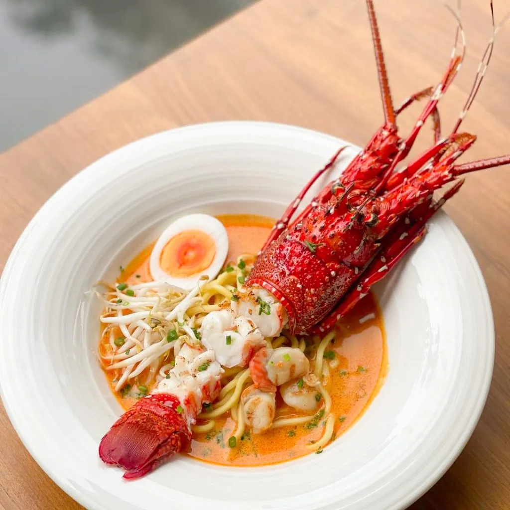 Salud Eatery by Andrea Peresthu